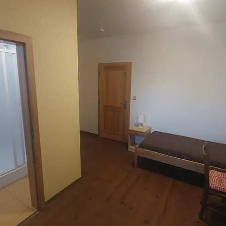 Stare Sedlo بيت ضيافة *